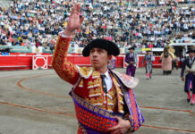 Impactante cornada en la Feria de Manizales deja herido al torero Juan de Castilla