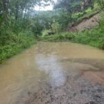 Derrumbe genera aislamiento parcial de una vereda en Caldas