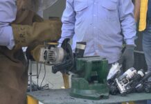 Destrucción masiva de armas incautadas en el departamento