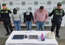 Sorprendidos con el botín: capturan a tres presuntos ladrones tras robo a un apartamento.