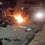 VIDEO: ¡Viernes santo de terror! Motobomba estalla en plena misa y siembra el pánico: un policía herido