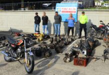 Cae red que desguazaba motos robadas en el Eje Cafetero: vendían las piezas en locales comerciales