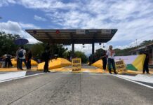Movilizaciones en peajes entre Pereira y Manizales generan paso intermitente de vehículos