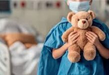URGENTE: Niña con cáncer podría perder su pierna por demora en cirugía vital; familia exige respuesta de Asmet Salud