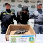 Capturan a alias «Balija», presunto responsable de un homicidio en el Eje Cafetero. Le incautaron un arma de fuego.