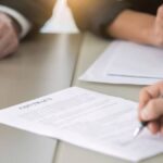 ¡14.414 contratos en un solo mes! La millonaria contratación del gobierno que puso en alerta a la contraloría