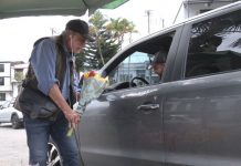 Flores que llevan alegría y ayudan a construir un sueño familiar